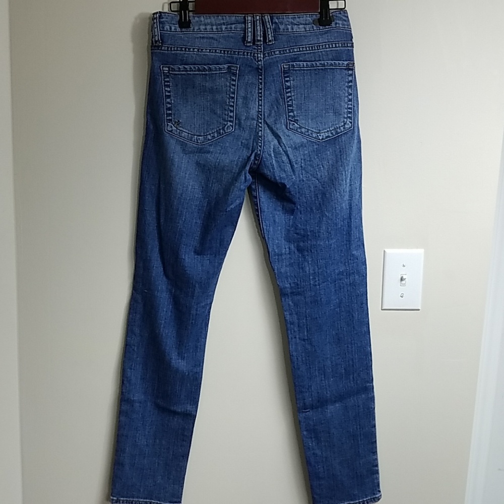 Kut from the Kloth Straight Leg Jeans